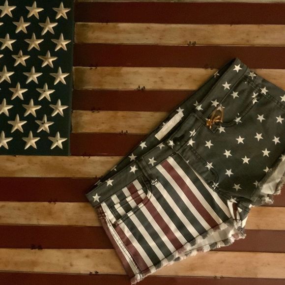 NWT $148 Frankie B. Stars & Stripes Raw Hem Shorts - Picture 13 of 13